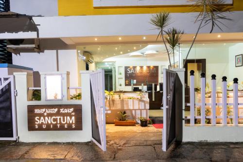 Domlur Hotel | Sanctum Suites Domlur Bangalore