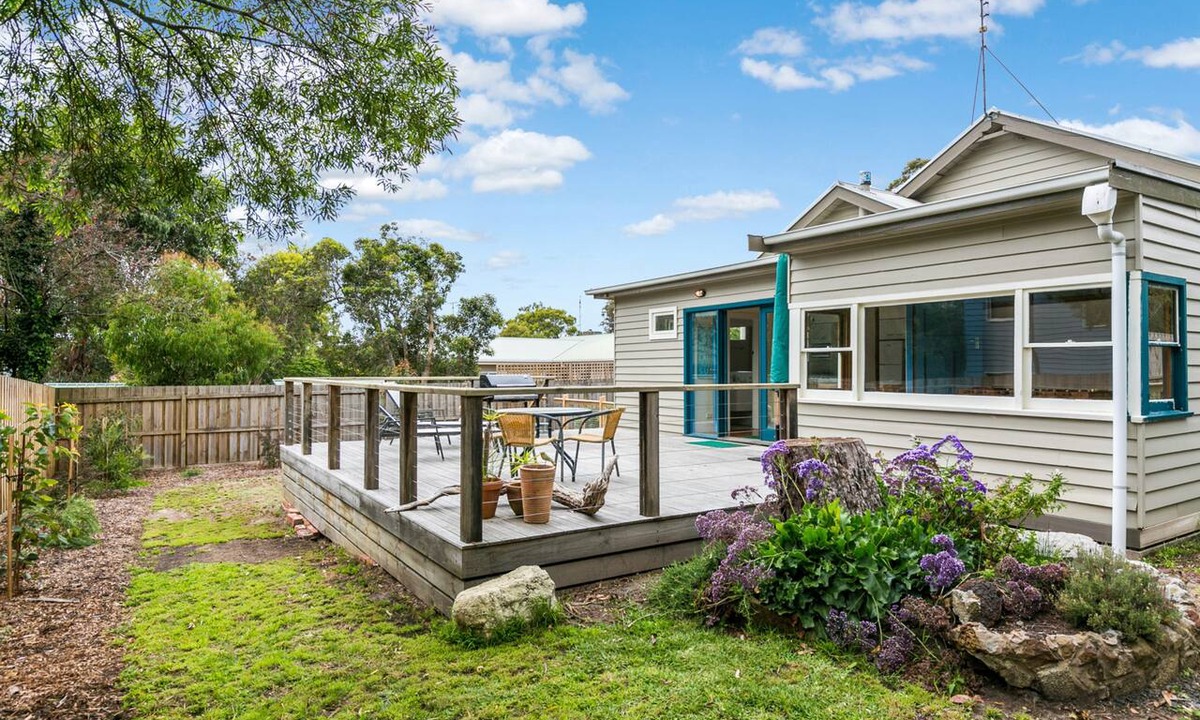 Anglesea House | Sand, Surf & Sunshine