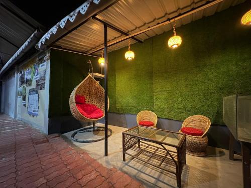 Bagdogra Hostel | Sangita Homestay