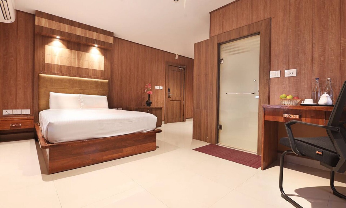 Alwaye Hotel | SANJEEVINI AYURVEDA AND YOGA RETREAT