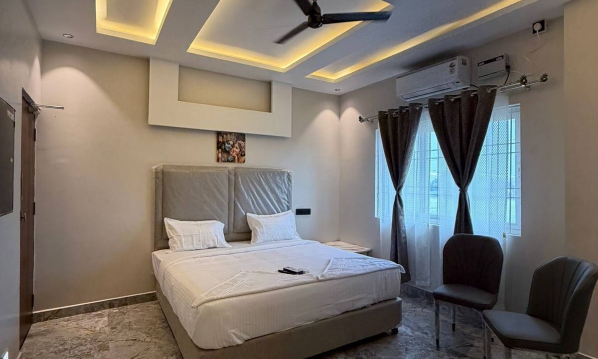 Madurantakam Hotel | Sasikala Residency