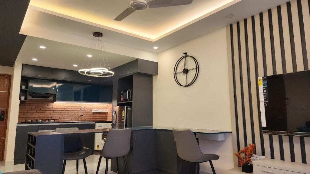 Palayam Apartment | Savitham 1BHK Flat City Centre