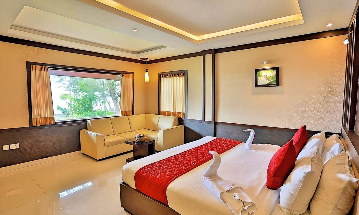 North Paravur Hotel | Seaflare Beach Resort & Spa