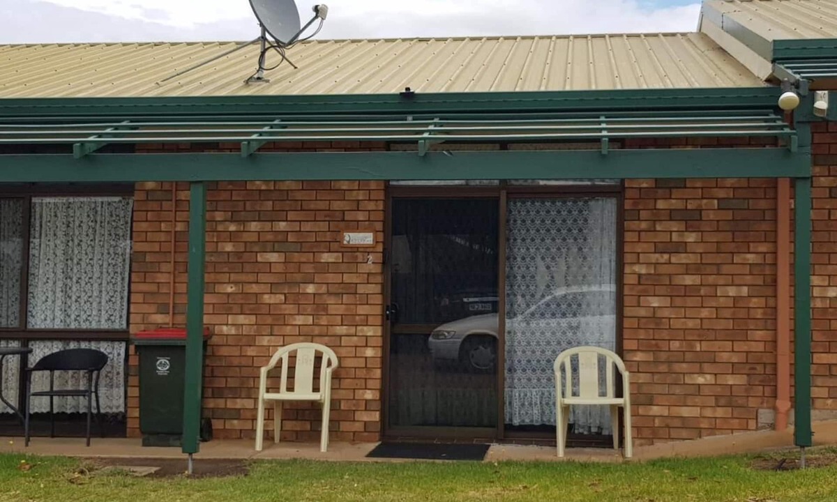 Kingscote Apartment | Seaside Lodge-Esplanade/Buller in Kingscote-pay half now then half on arrival