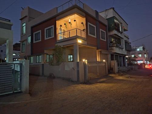 Pune Apartment | Shaakya