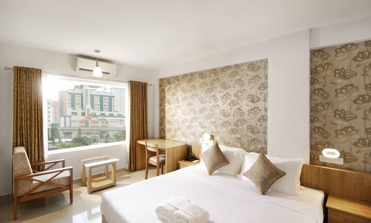 Kaloor Hotel | Sidra Pristine Hotel & Portico Halls