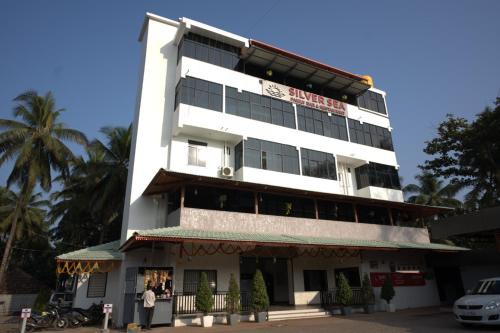 Adyar Hotel | Silver Sea