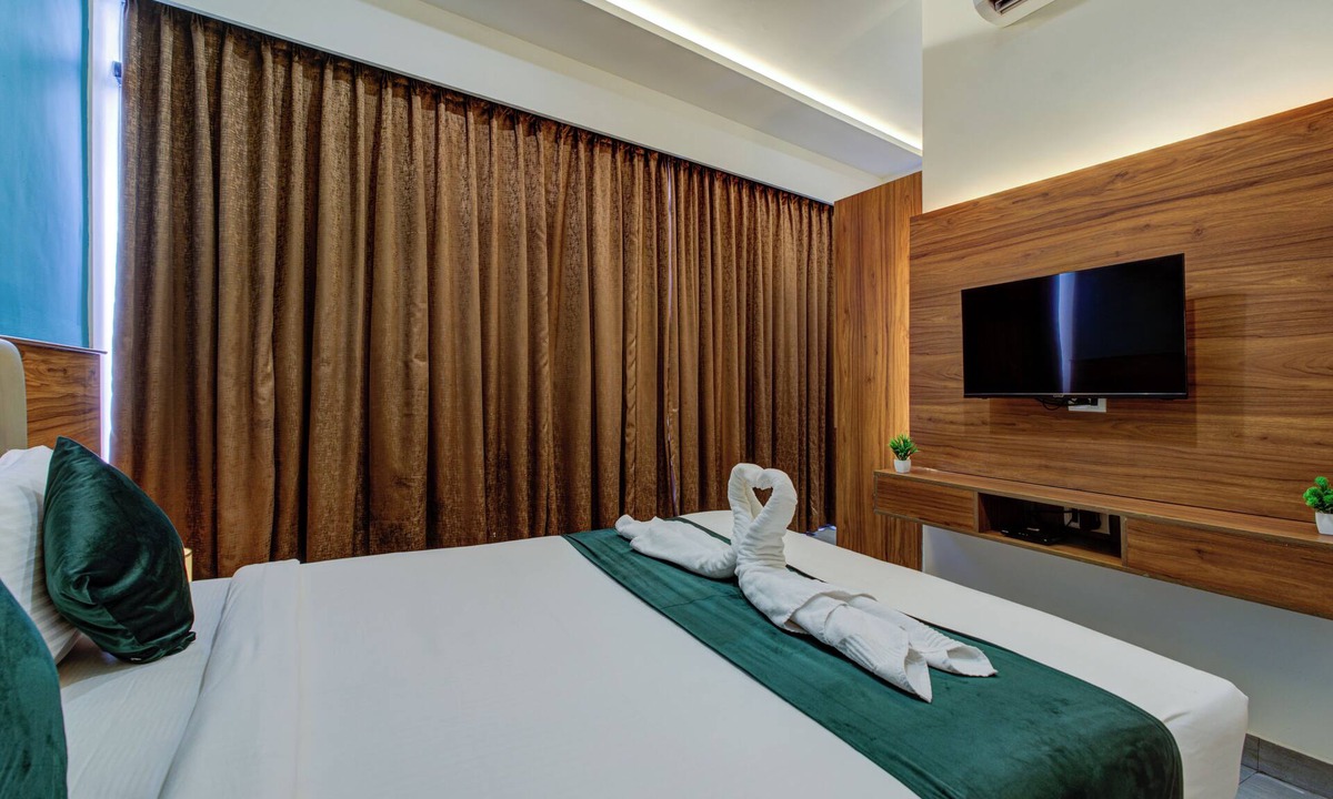 Yelahanka Hotel | Silverkey Hotel Yelahanka