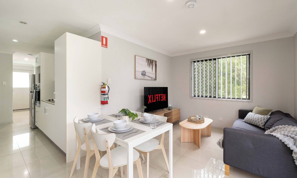 Rocklea Apartment | Smart Suites Self Check-in Apartments - 73 Bale