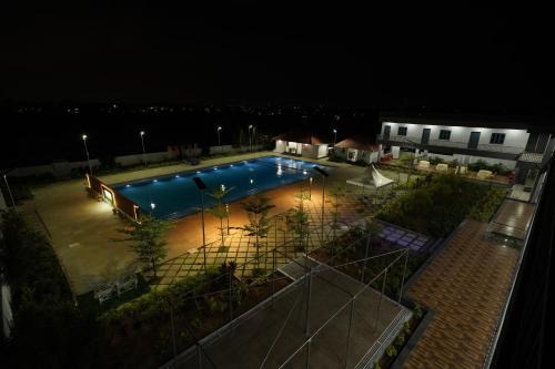 Narasapura Villa | Soundarya Sapphires 7 Bedroom Private Pool Villa Near Bangalore