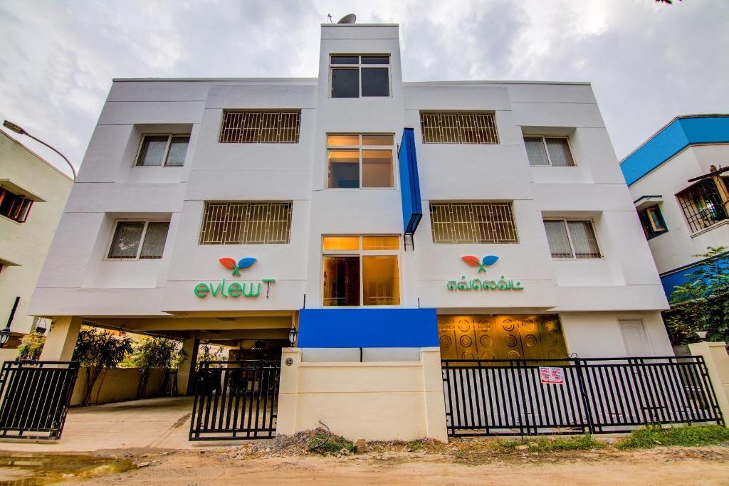 Thoraipakkam Hotel | SPOT ON Perungudi