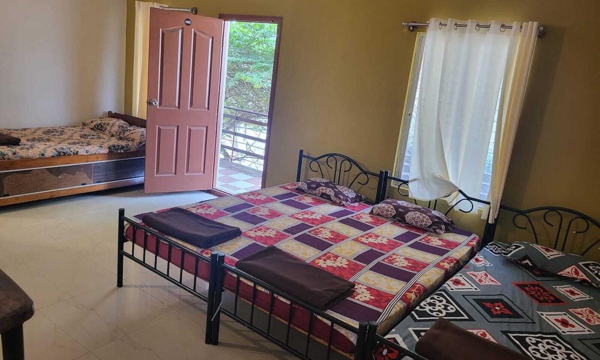 Gokulam Hotel | Sri Durga Homestay