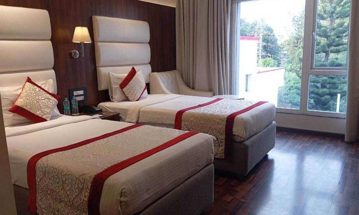 5th Block Hotel | SS LUMINA HOTEL