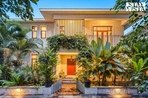 Sangolda Villa | StayVista at Villa Springfield with Pool, AC, WiFi