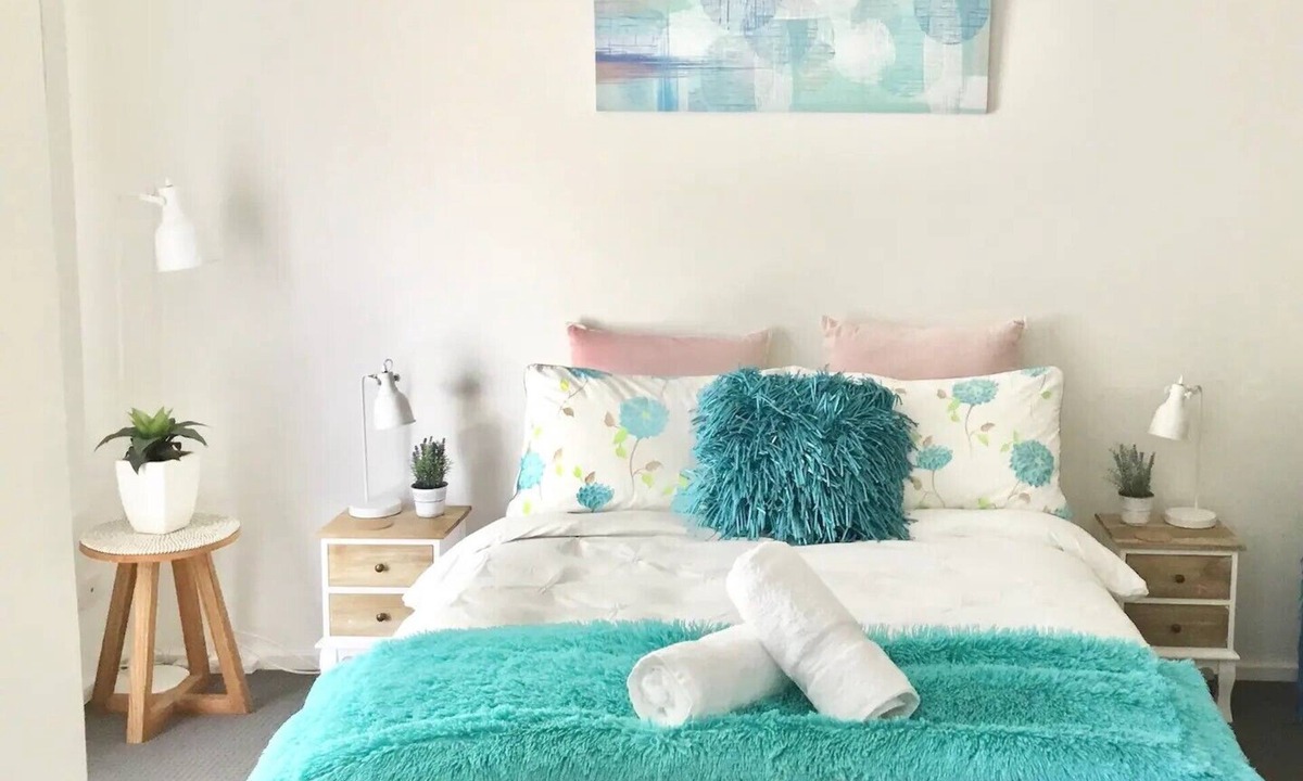 Brunswick East Apartment | Stonez off LYGON Brunswick East ranked 6th coolest neighbourhood in the world!