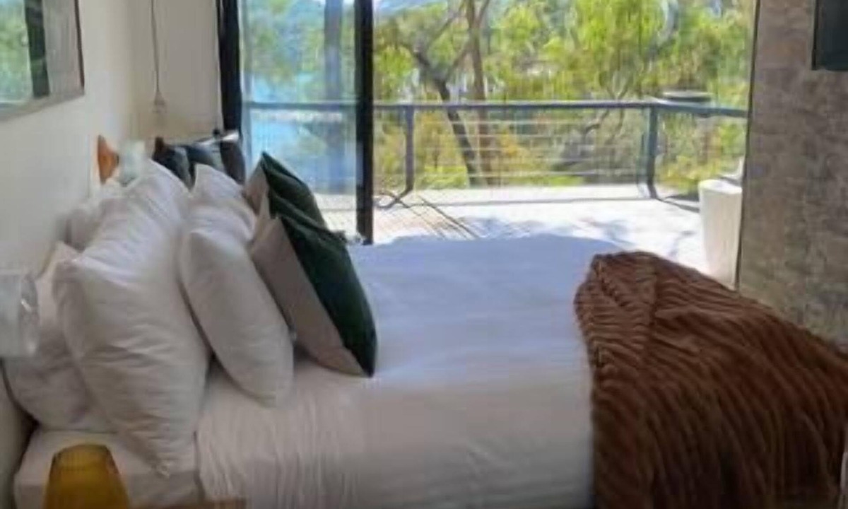 Jamieson House | Sul Lago - Lakefront Family Friendly home