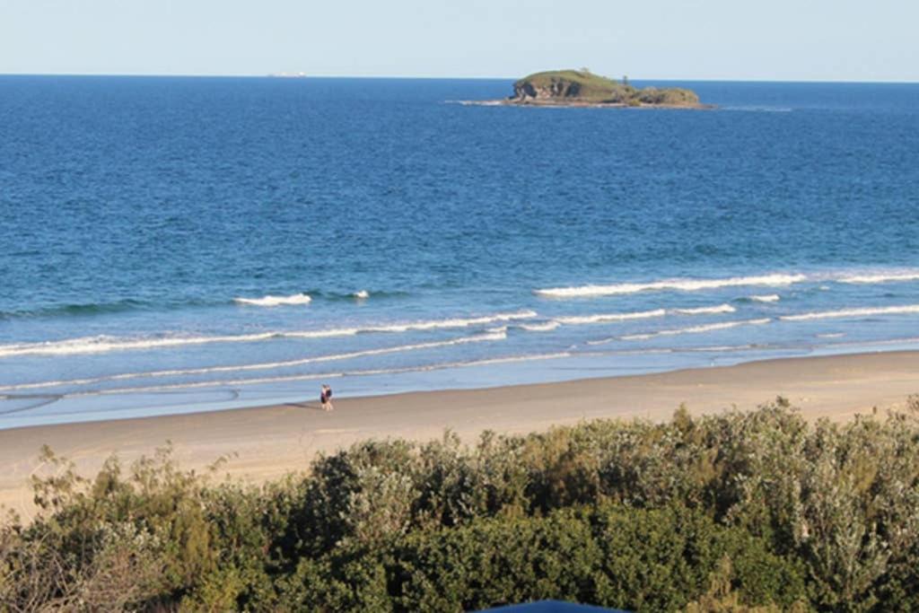 Marcoola Apartment | Sunshine Coast Accommodation BEACH EDGE Apartment