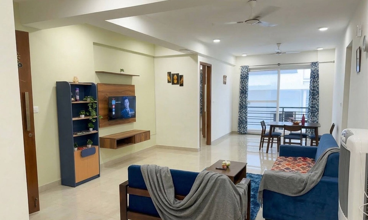 Agara Apartment | Super deluxe room in 4BHK Apartment with ensuite Couple Friendly