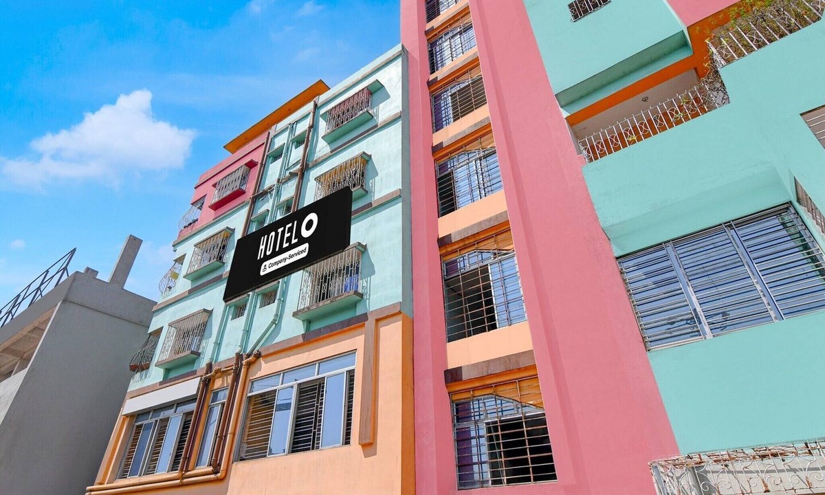 Asansol House | Super Hotel O Chittaranjan Railway Station