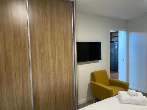 Kings Meadows Apartment | Superior & Luxe 2BR Apartment Villas Al Fresco Patio Free Parking & WIFI