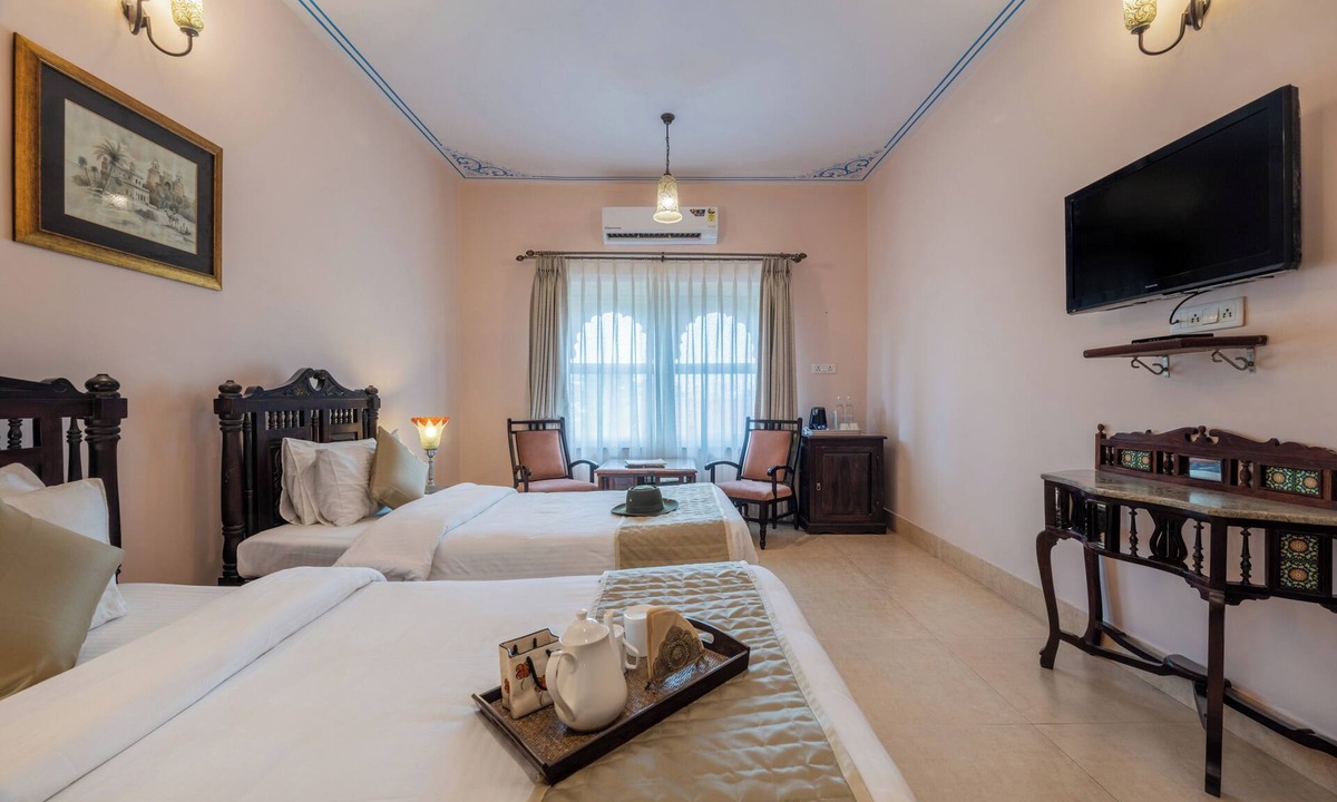 Adarsh Nagar Hotel | Suryaa Villa - A City Centre Hotel