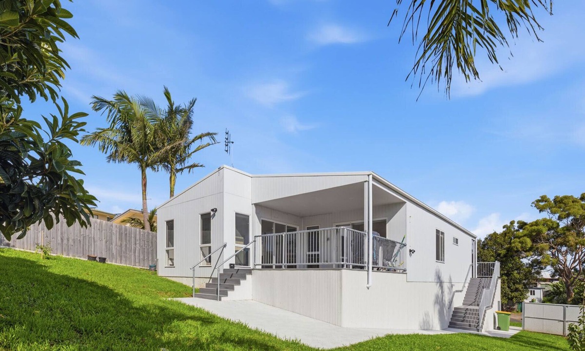 Lakes Entrance House | Tara Seashell: A great choice for a laid-back family holiday by the coast