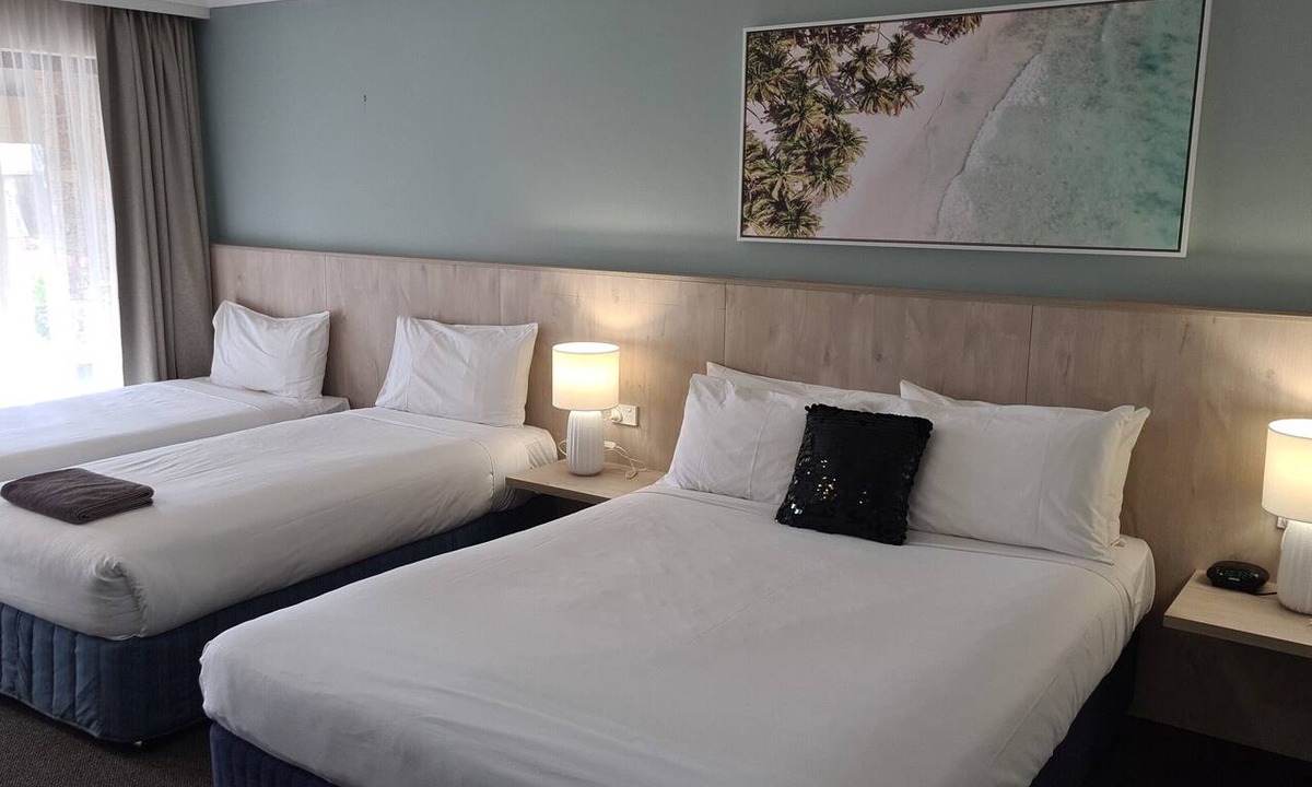 Tea Gardens Hotel | Tea Gardens Motel