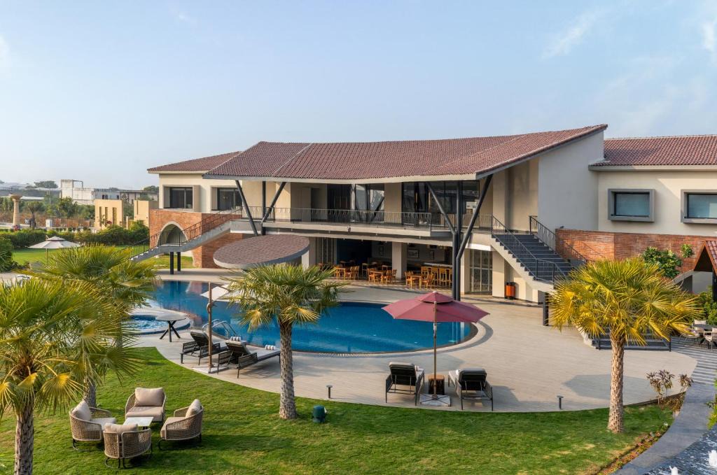 Bhilwara Hotel | The Aaureum Resorts & International Convention Centre