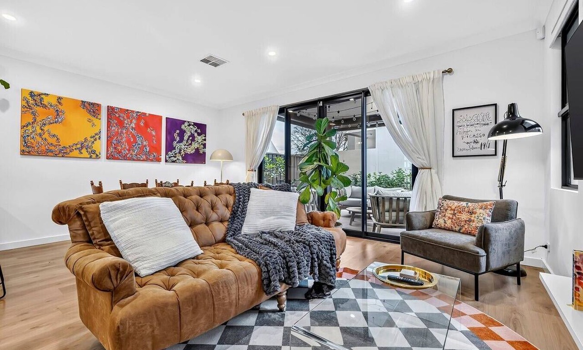 Campbelltown House | The Art House | Courtyard + Alfresco Living