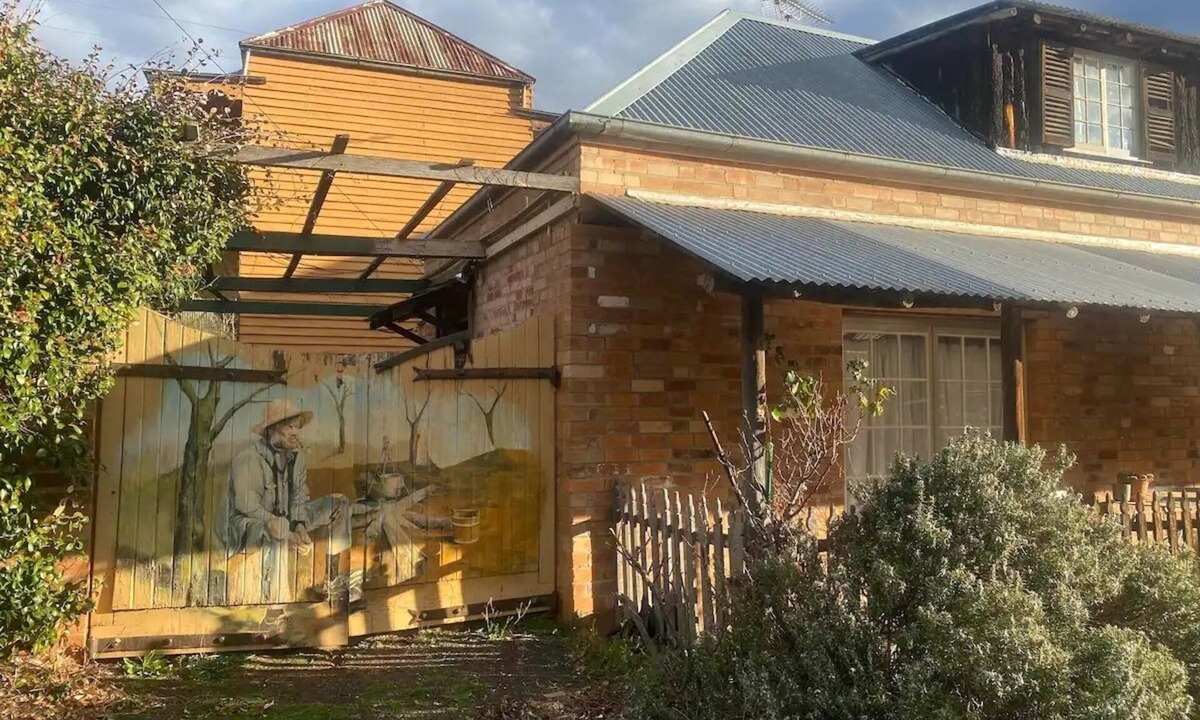 Sofala House | The Gold Commissioners Sofala