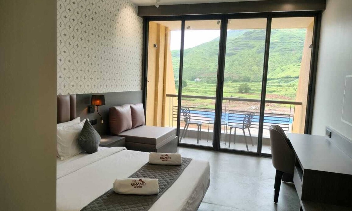 Igatpuri Hotel | The Grand Resort