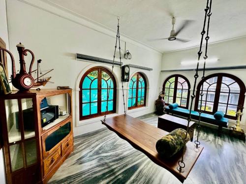 Maradu Apartment | The Haven by Oshara Modern Kerala 3BHK AC WiFi Family Near Fort Kochi Parking
