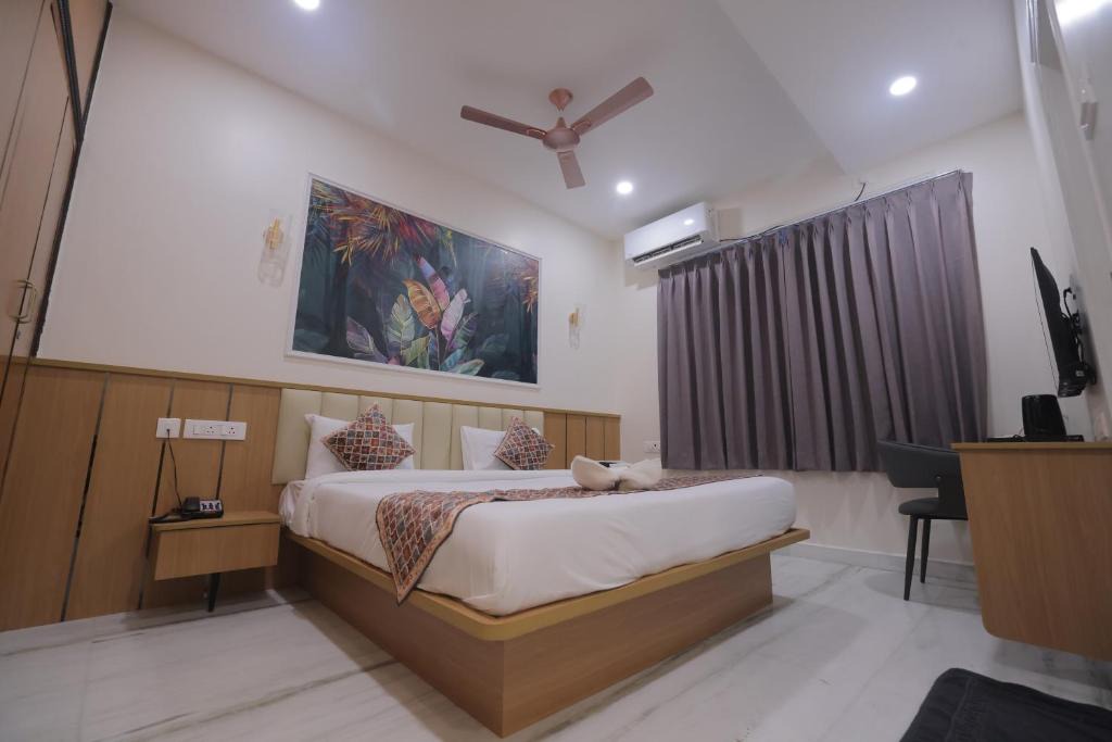 Madhapur Hotel | The Itihas Business Hotel Hitech City