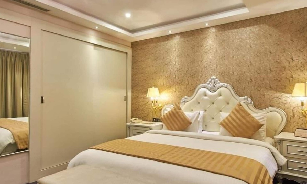 Kaloor Hotel | The Pgs Vedanta Cochin