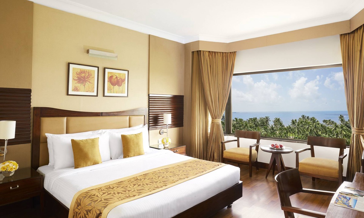 Mumbai Resort | The Retreat Hotel & Convention Centre