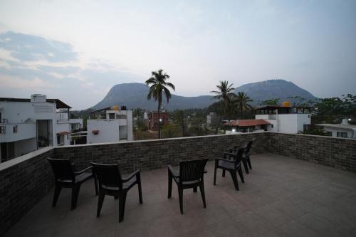Nandi Hills Apartment | The Rosewood - Falcon Stays at Nandi Hills