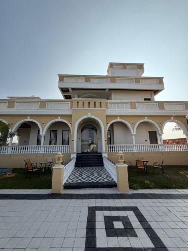 Jaipur District House | The royal Haveli farm stay