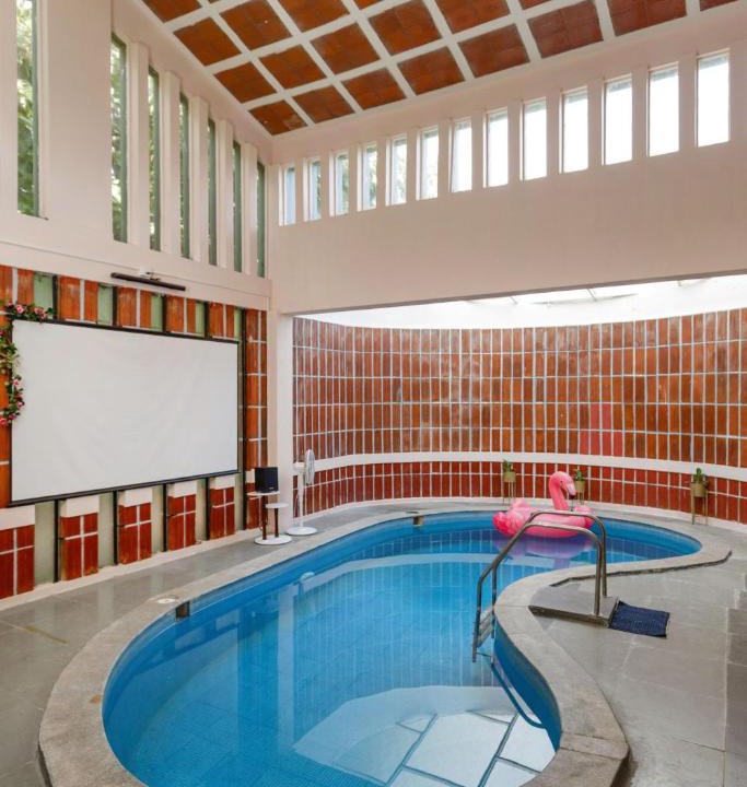 Hosur Villa | The Rustic Farm by StayJade Indoor Pool 1hr HSR