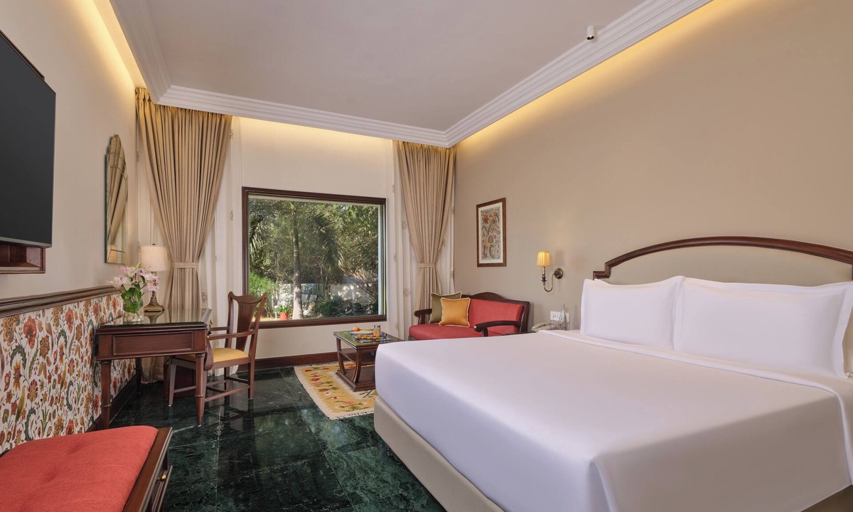 Ahmedabad Hotel | The Ummed Ahmedabad Airport