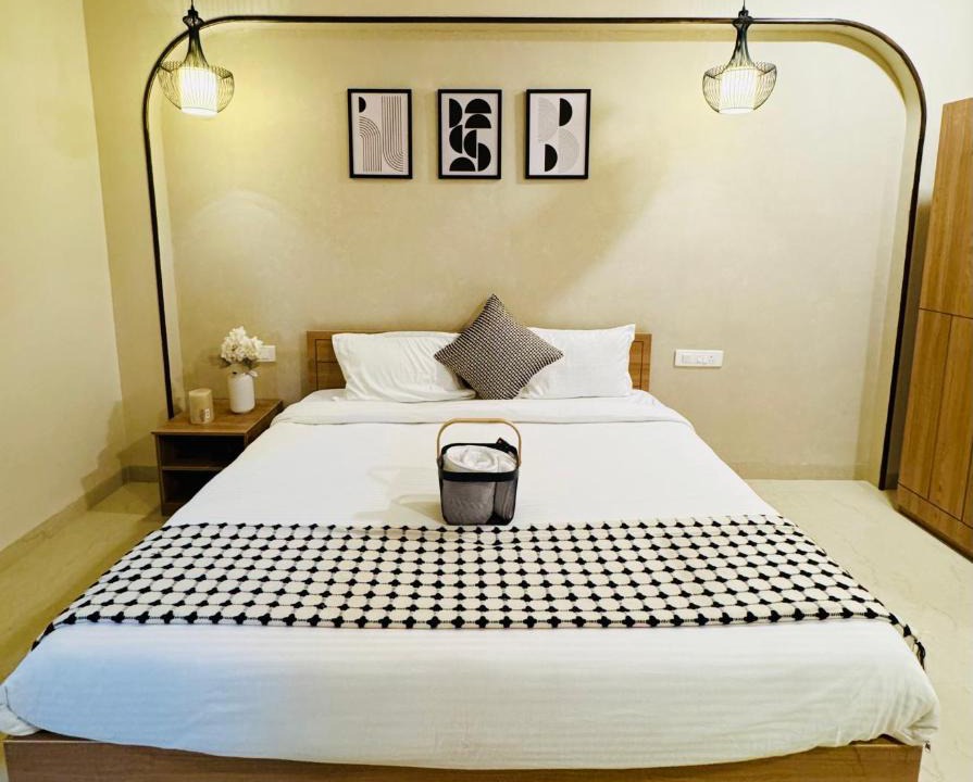 Indore Apartment | The Vibe Box Modern 1BHK near Nipania, Indore