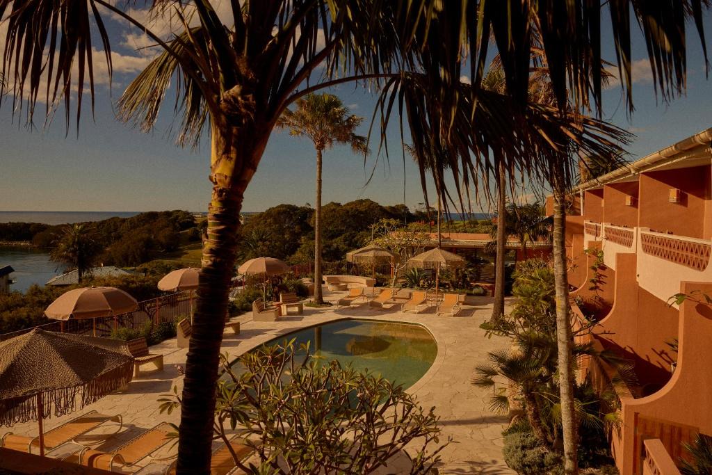Narooma Hotel | The Whale
