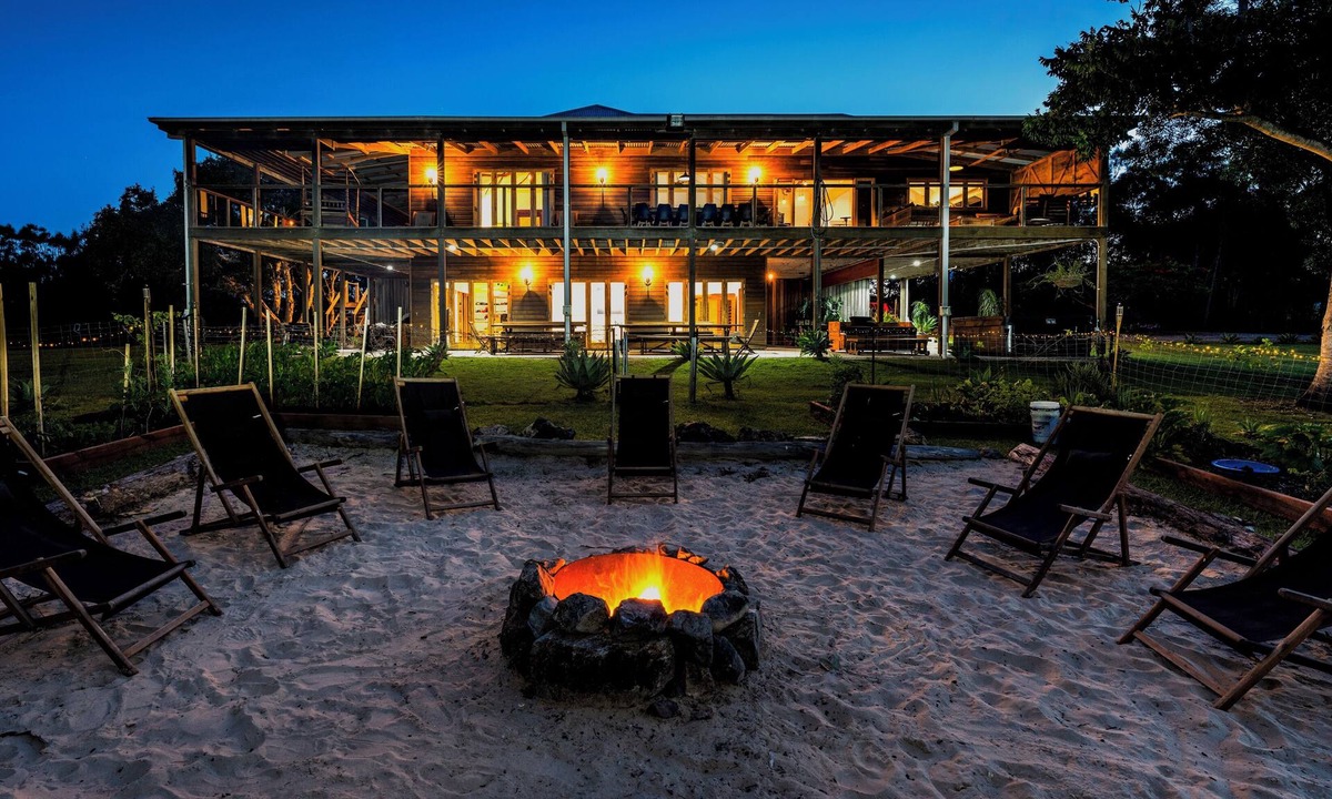 Woolgoolga House | tranquilo beach house Accessible