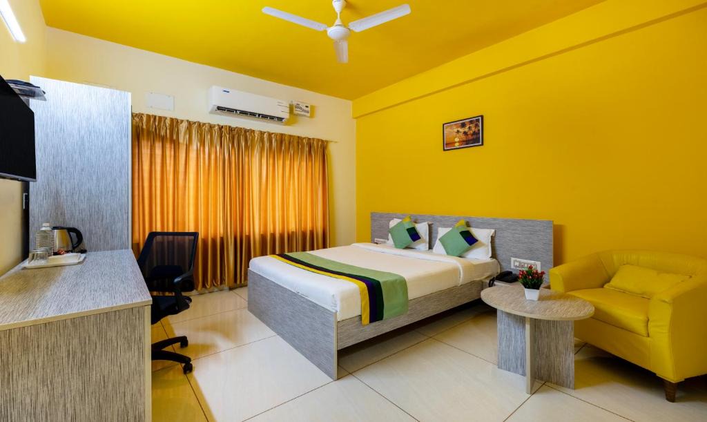 Mysore Hotel | Treebo Four Seasons, Near Mysore Palace
