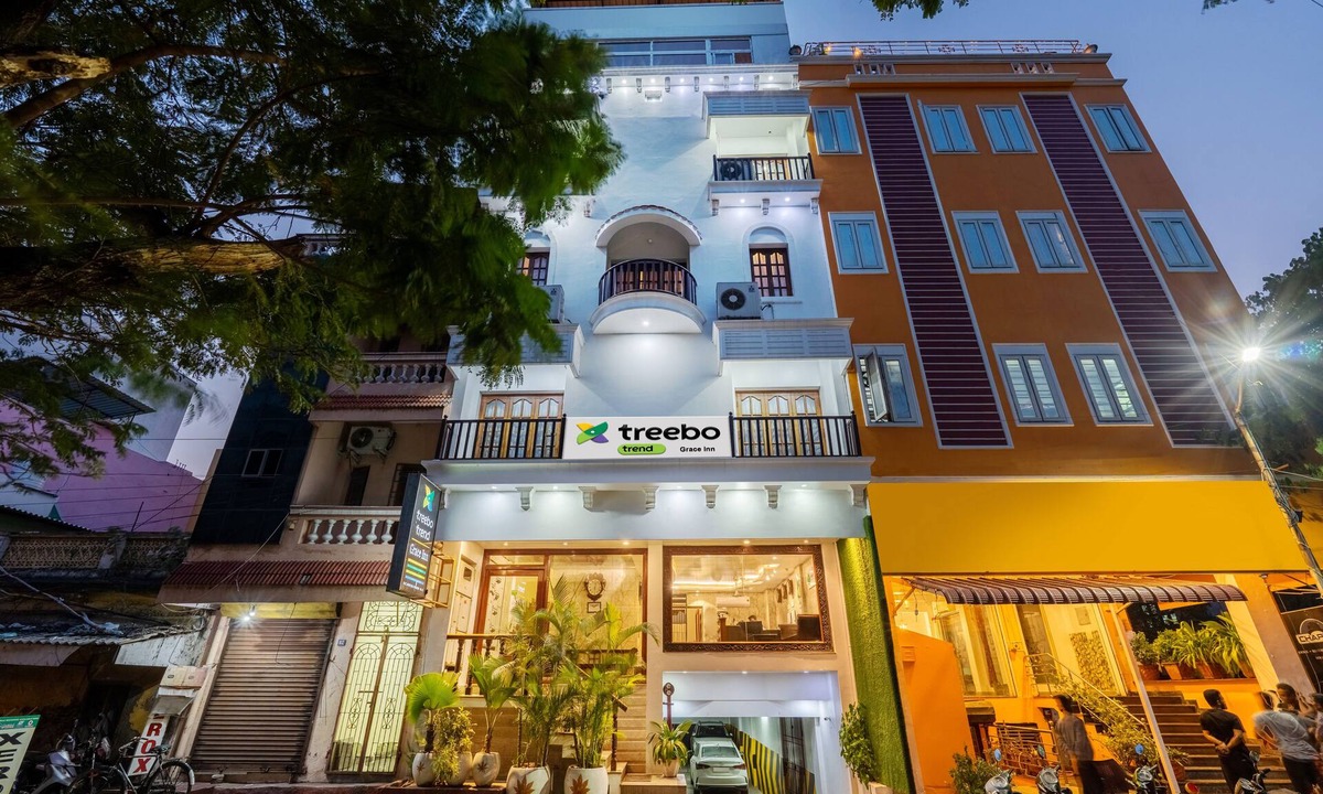Kalapettai Hotel | Treebo Grace Inn, 3 Min Walk From Promenade Beach
