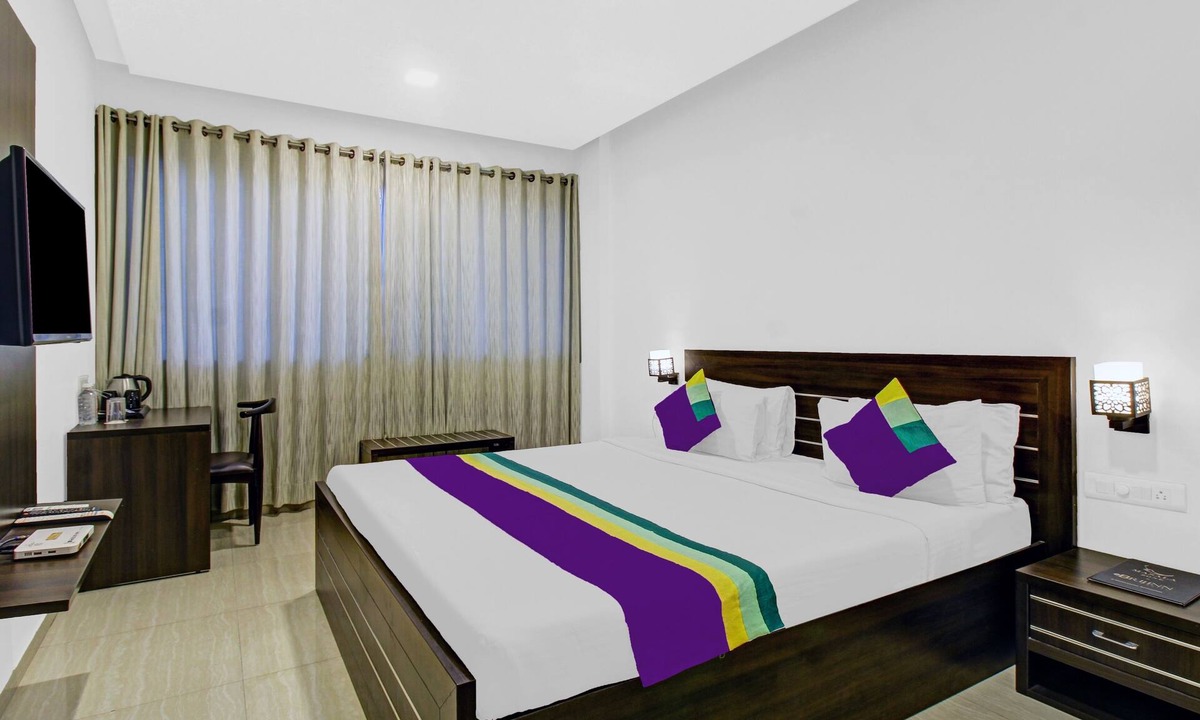 Nagpur Hotel | Treebo Premium Brijinn