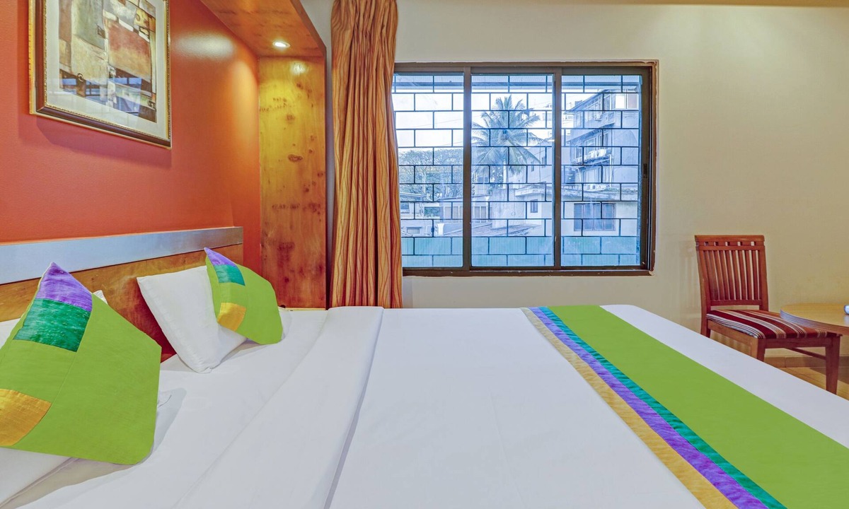 Stage 1 Hotel | Treebo Suraksha Inn