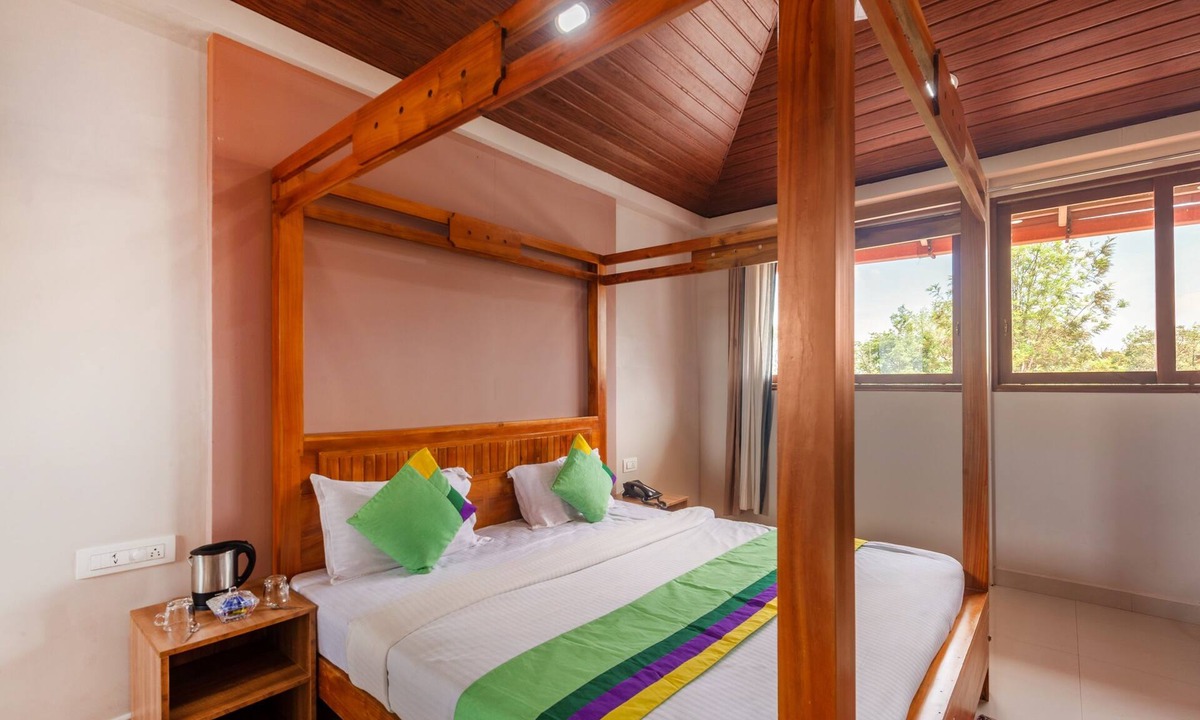 Madikeri Hotel | Treebo Vrindavan, 3 Km From Madikeri Fort
