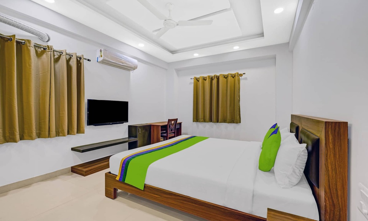 Bengaluru Hotel | Treebo Worldtree Manyata Thanisandra