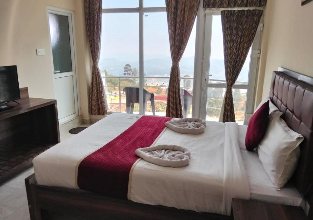 Ooty Hotel | TULIPS VILLAGE RESORTS - A Valley View Abode
