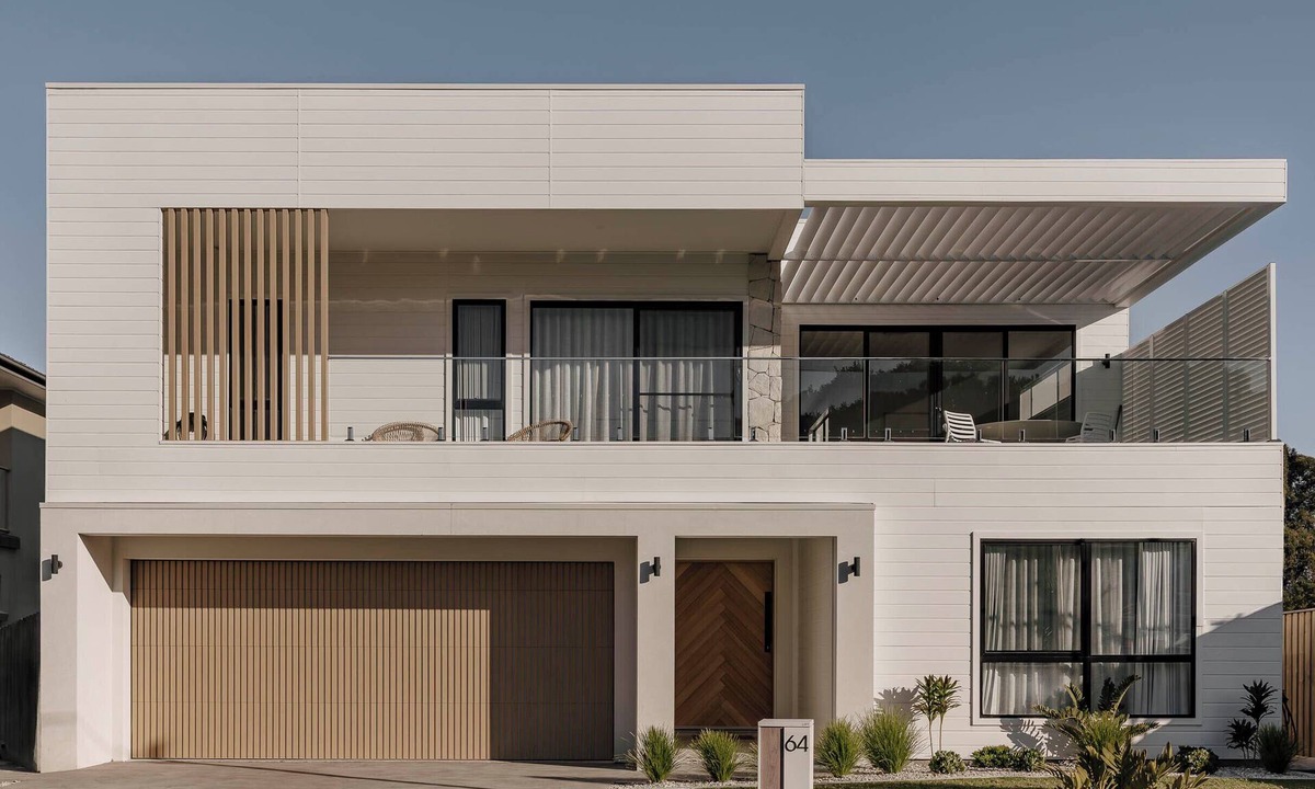 Werri Beach House | Uma on Werri, Gerringong - Heated pool/spa, beachfront,lux